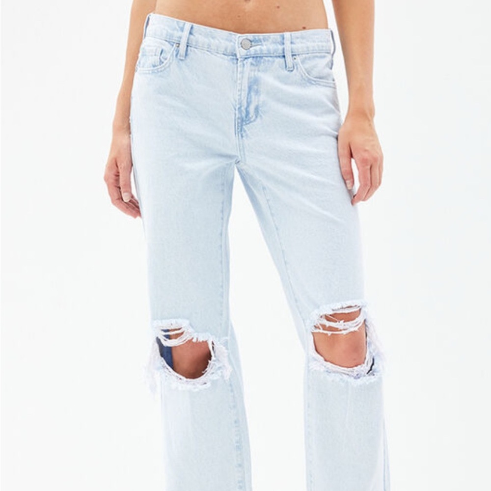 Pacific Sunwear Light Blue Ripped Jordyn Low Rise Straight Leg Jean Size 24